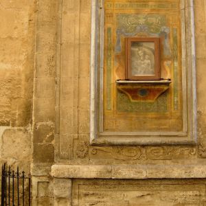 heilige mauer — braun.jpg